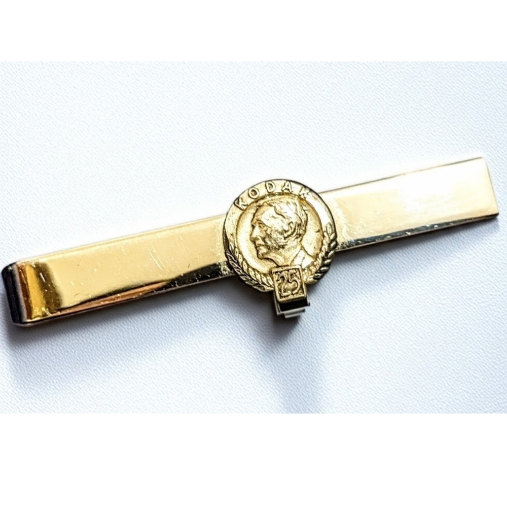 Vtg 1954 sterling silver Kodak 25 years coin tie clip antique